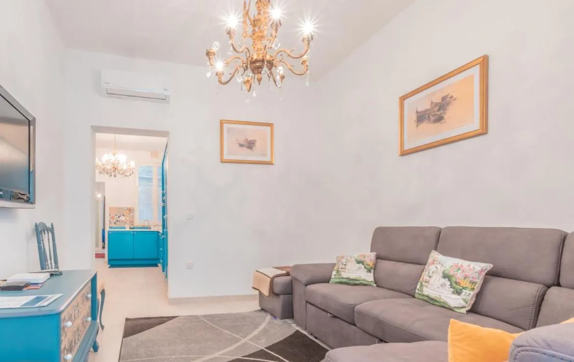 Blue Waves Apartment With Maltese Balcony Valletta